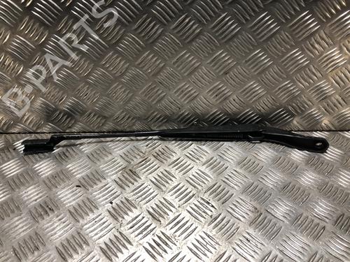 Vindspejlsviskerarm Vindspejlsviskerarm PEUGEOT 2008 II (UD_, US_, UY_, UJ_, UR_, UC_) 1.5 BlueHDI 130 (131 hp) 33706313 33706313