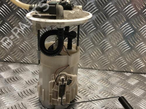 Used Fuel pump RENAULT VEL SATIS (BJ0_) 2.2 dCi (BJ0E, BJ0F, BJ0G, BJ0H) (140 hp) 25379658