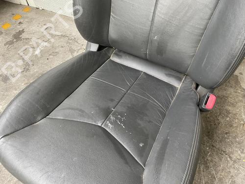 Used Right front seat SSANGYONG KYRON 2.0 Xdi 4x4 (136 hp) 13265347