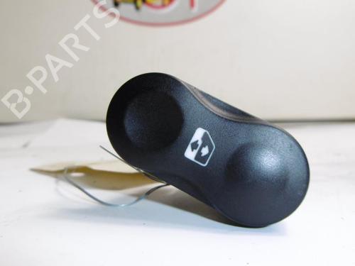 Used Right front window switch DACIA SANDERO 1.5 dCi (86 hp) 13279595