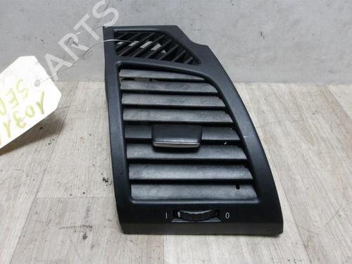 Used Air vent BMW 1 (E87) 118 d (143 hp) 13262759