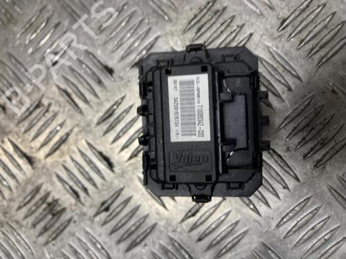 Used Heater resistor Heater resistor RENAULT SCÉNIC III (JZ0/1_) 1.9 dCi (JZ0J, JZ1J, JZ1K, JZ1S) (131 hp) 33748493 33748493
