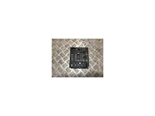 Boîte à Fusibles RENAULT SCÉNIC III (JZ0/1_) 1.5 dCi (110 hp) 27610513