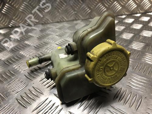 Used Power steering reservoir FORD FIESTA V (JH_, JD_) 1.4 TDCi (68 hp) 31196612