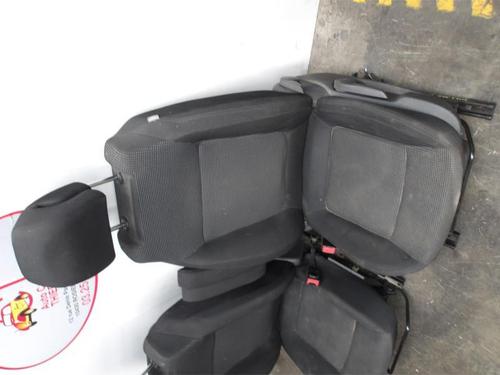Seats set PEUGEOT 5008 (0U_, 0E_) 1.6 HDi | BP13133782C78 