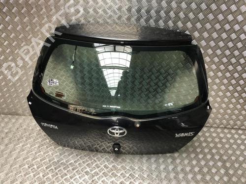 Used Tailgate TOYOTA YARIS (_P9_) 1.4 D-4D (NLP90_, NLP90R) (90 hp) 31201780