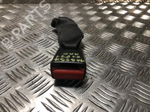 Used Seat buckle BMW 1 (F21) 116 d (116 hp) 31186293