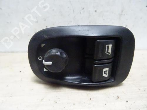Used Left front window switch PEUGEOT EXPERT Van (222) 2.0 HDI (109 hp) 28972425
