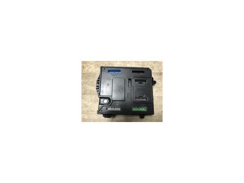 Zekeringkast RENAULT MEGANE III Hatchback (BZ0/1_, B3_) 1.9 dCi (BZ0N, BZ0J) (131 hp) 15968113