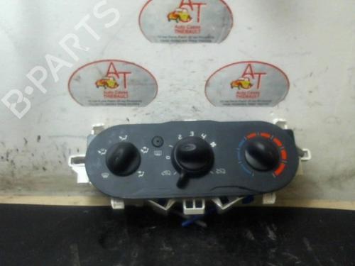 climate-control-renault-twingo-ii-cn0_-15-dci-cn0e-2007-12963518 main image