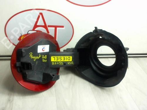 Fuel flap PEUGEOT 308 SW II (LC_, LJ_, LR_, LX_, L4_) 2.0 GT HDi 180 / BlueHDi 180 | BP23869923C131