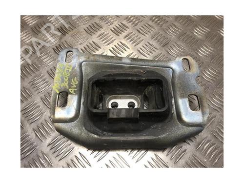 Engine mount PEUGEOT 3008 II SUV (MC_, MR_, MJ_, M4_) 1.5 BlueHDi 130 | BP25307242M89 