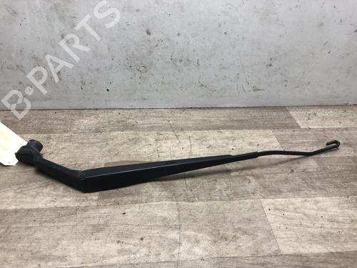 Used Front windshield wiper arm MAZDA 5 (CR) 2.0 CD (CR19) (143 hp) 20630177