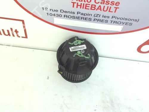 andre-dacia-sandero-12-16v-272106020r-2008-13131569 main image