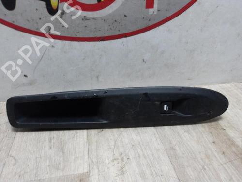 Used Right front window switch CITROËN DS3 (SA_) 1.6 HDi 115 (114 hp) 13225581