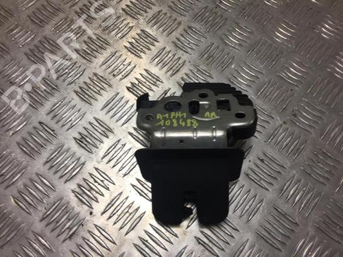 Used Tailgate lock AUDI A1 (8X1, 8XK) 1.6 TDI (105 hp) 31185832