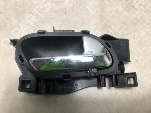 Used Front right interior door handle PEUGEOT 308 CC (4B_) 1.6 16V (120 hp) 20615591