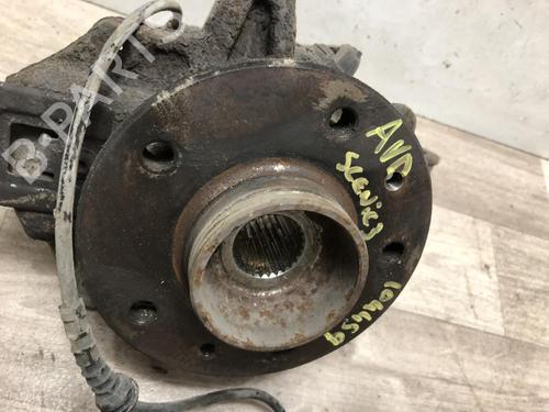 Used Right front steering knuckle RENAULT SCÉNIC III (JZ0/1_) 1.9 dCi (JZ0J, JZ1J, JZ1K, JZ1S) (131 hp) 27619502