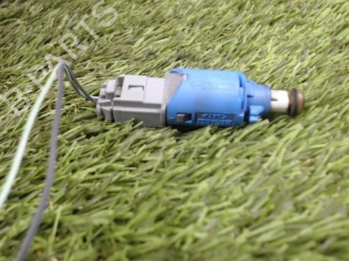 Used Switch RENAULT MEGANE II Coupé-Cabriolet (EM0/1_) 1.5 dCi (EM1E) (106 hp) 12976982