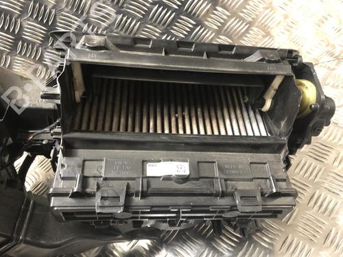Heater matrix box SEAT ARONA (KJ7, KJP) 1.0 TSI | BP31244937M61 - Image 6