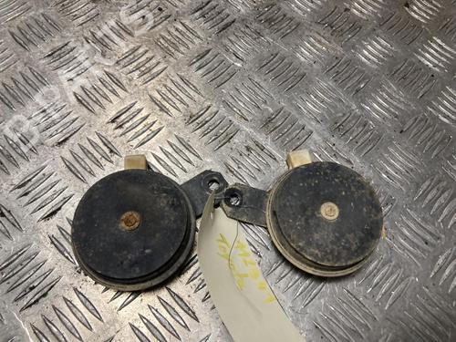 horn-toyota-land-cruiser-_j7_-_jl7_-1984-38968523 main image