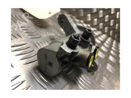 Brake master cylinder PEUGEOT 3008 II SUV (MC_, MR_, MJ_, M4_) 1.5 BlueHDi 130 | BP25307236M77 