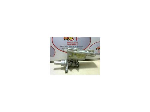 Used Brake master cylinder RENAULT KANGOO Express (FW0/1_) 1.5 dCi 85 (FW0K, FW0L, FW0B) (86 hp) 13276849
