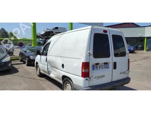 Windscreen washer tank CITROËN JUMPY I Van (BS_, BT_, BY_, BZ_) 2.0 HDi 110 | BP13404597C113 