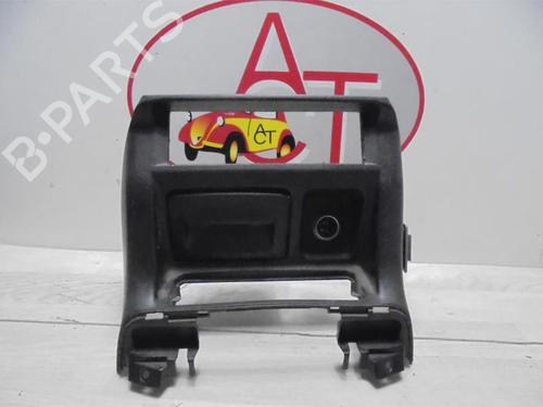 Console central MITSUBISHI PAJERO CLASSIC (V2_W, V6_W, V7_W) 2.5 TD (V24W) (115 hp) 29214588