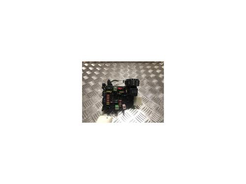 Boîte à Fusibles VW GOLF VII (5G1, BQ1, BE1, BE2) 1.6 TDI (110 hp) 27708299