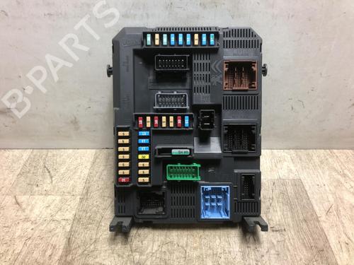 Used Fuse box CITROËN C4 CACTUS 1.6 BlueHDi 100 (99 hp) 20625282