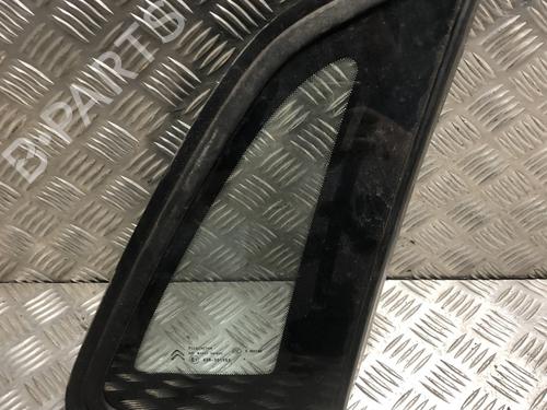 Used Rear right quarter glass Rear right quarter glass 39003213 39003213