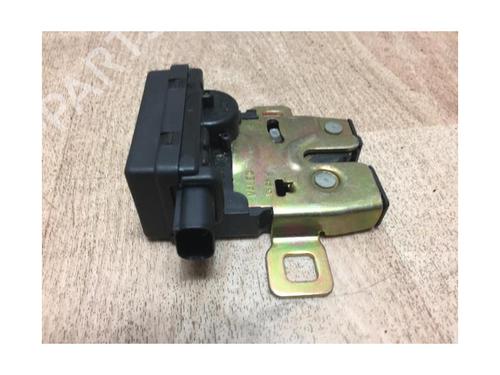 Zamek klapy tylnej / bagażnika MINI MINI (R50, R53) Cooper | BP30784702C101