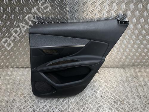 Bageste højre beklædning Bageste højre beklædning PEUGEOT 3008 II SUV (MC_, MR_, MJ_, M4_) 1.2 THP/ PureTech 130 (MRHNSM, MRHNSU, MRHNSJ, MRHNYW,... (131 hp) 35933364 35933364