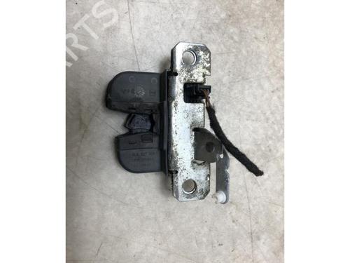 Tailgate lock SEAT IBIZA III (6L1) 1.4 16V | BP25305561C101 