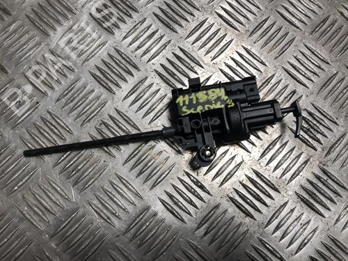 Used Switch Switch RENAULT SCÉNIC III (JZ0/1_) 1.9 dCi (JZ0J, JZ1J, JZ1K, JZ1S) (131 hp) 33735942 33735942