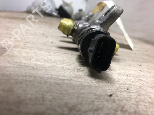 Used Injection rail SUZUKI SX4 (EY, GY) 2.0 DDiS 4x4 (RW420D) (135 hp) 20618699