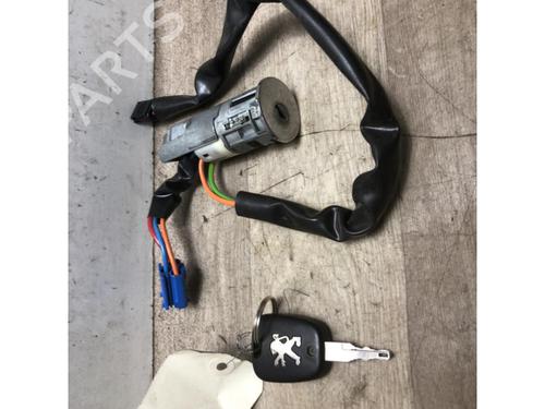 Used Ignition barrel PEUGEOT 206+ (2L_, 2M_) 1.4 HDi eco 70 (68 hp) 20630633