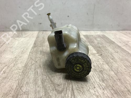 Used Brake master cylinder PEUGEOT 407 (6D_) 1.6 HDi 110 (6D9HZC, 6D9HYC) (109 hp) 20616509