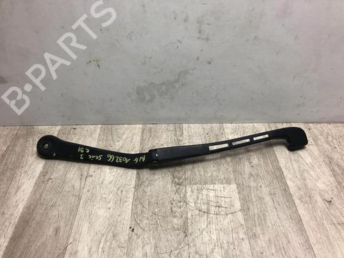 Used Front windshield wiper arm BMW 3 Touring (E91) 320 d (150 hp) 20629959