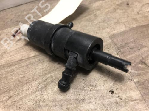 Used Washer pump MERCEDES-BENZ CLA Coupe (C117) CLA 220 CDI / d (117.303) (170 hp) 20630188