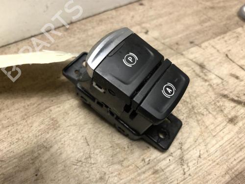 Used Switch RENAULT CLIO V (B7_) 1.0 TCe 90 (B7MT) (91 hp) 23873028