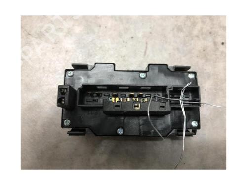 Warning switch MERCEDES-BENZ E-CLASS (W210) E 200 CDI (210.007) | BP20621724I22