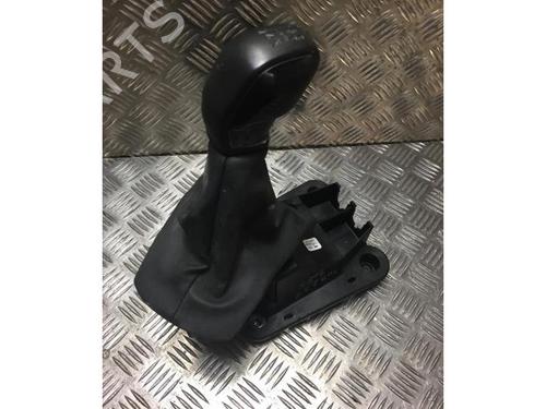 Gear lever PEUGEOT 208 I (CA_, CC_) 1.6 HDi / BlueHDi 75 | BP24523102M90