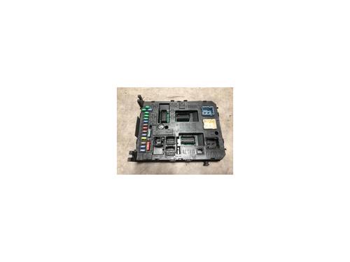 Used Fuse box CITROËN C5 III Break (RW_) 1.6 HDi 115 (114 hp) 20628827