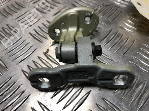 Used Hinge/Door check strap VOLVO V50 (545) 1.6 D (110 hp) 23567876