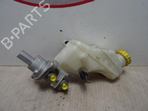 Used Brake master cylinder FIAT GRANDE PUNTO (199_) 1.2 (65 hp) 28287177