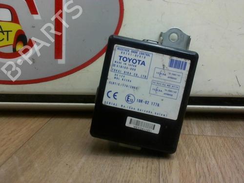 Used Switch Switch TOYOTA COROLLA Verso (ZER_, ZZE12_, R1_) 2.2 D-4D (AUR10_, AUR10R) (136 hp) 20619961 20619961
