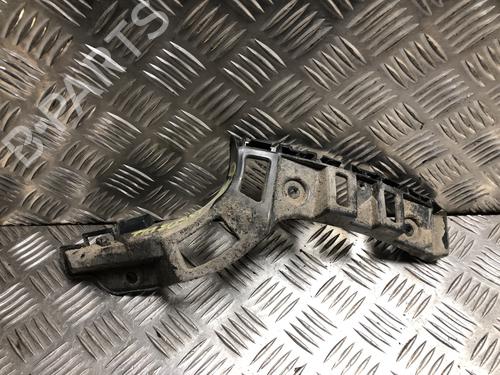 Bakfangerbrakett Bakfangerbrakett VW UP! (121, 122, BL1, BL2, BL3, 123) 1.0 (60 hp) 33241727 33241727