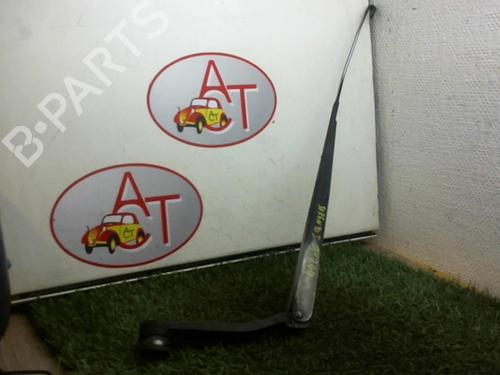 Used Front windshield wiper arm KIA SORENTO I (JC) 2.5 CRDi 4WD (140 hp) 20630688